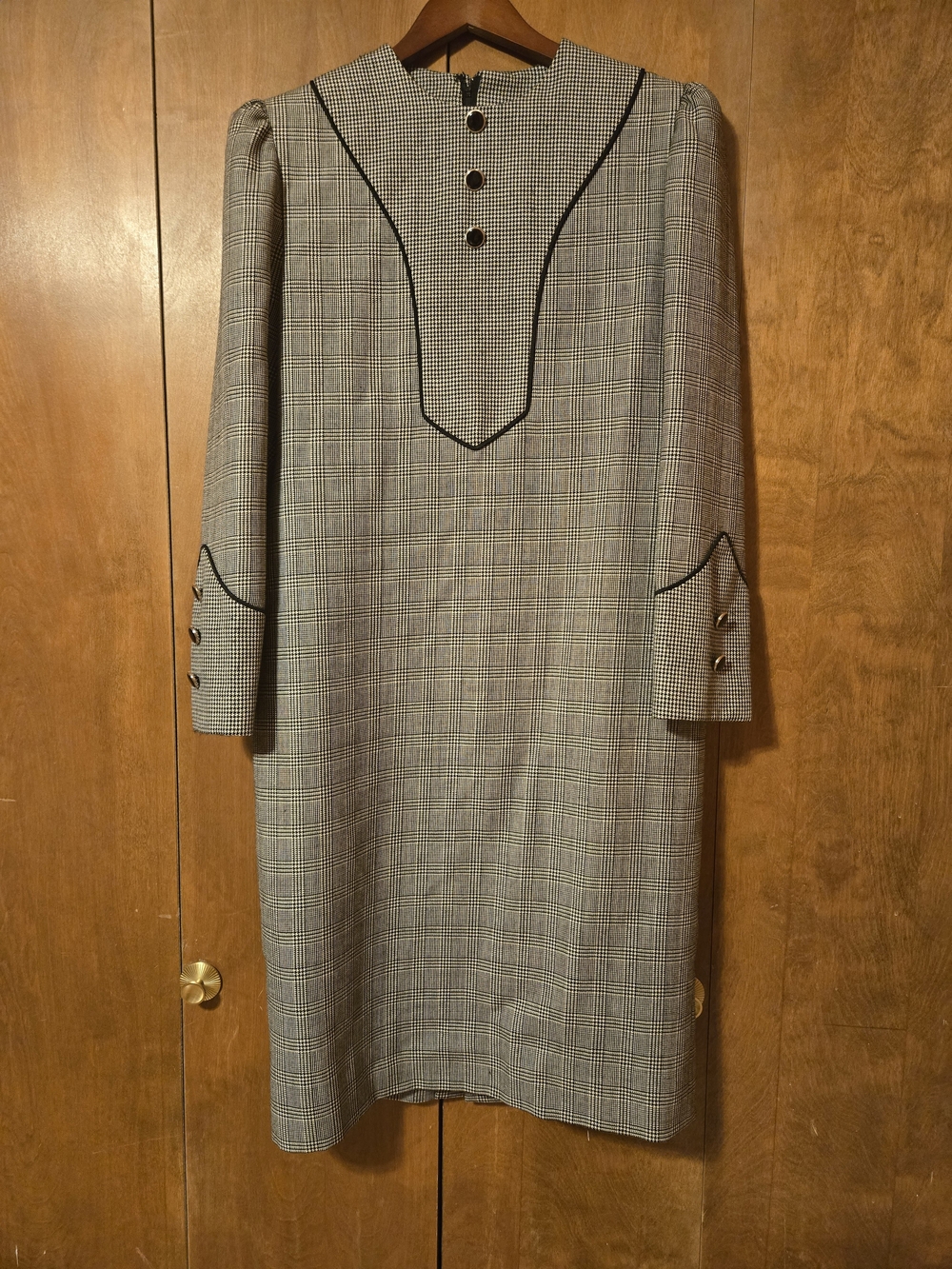 Adele Simpson Plaid And Houndstooth Long Sleeve Shift Dress with Contrast Piping